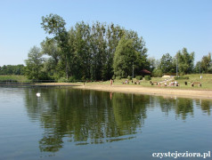 Jezioro Chrzypskie, plaża miejska